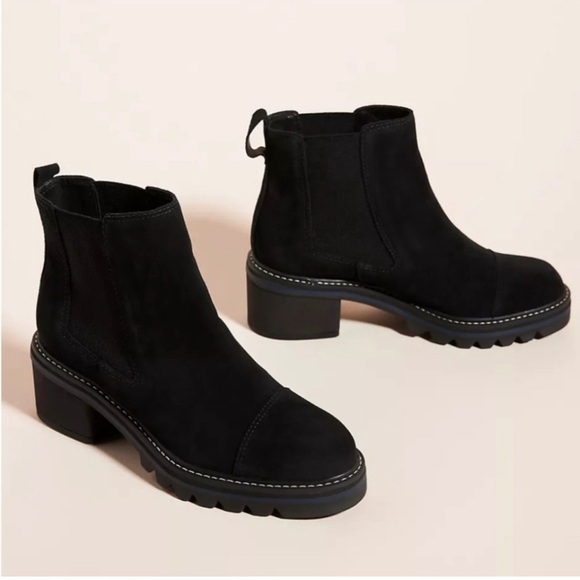 Bernardo NEW Water Resistant Chelsea Boot in Black Split Suede Size 7 - Picture 1 of 11